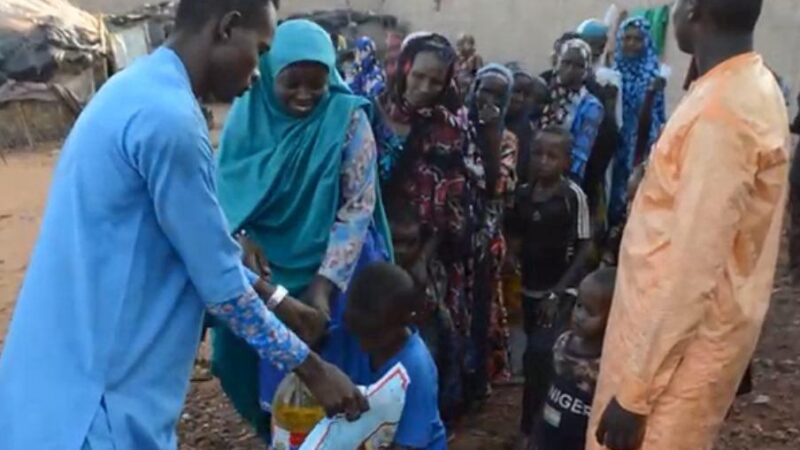 Niamey : L’ONG locale «Pour la vie et la santé» fait un Don à 50 famille au quartier Boukoki