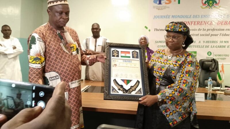 Célébration , à Niamey, de la Journée Mondiale des Enseignants