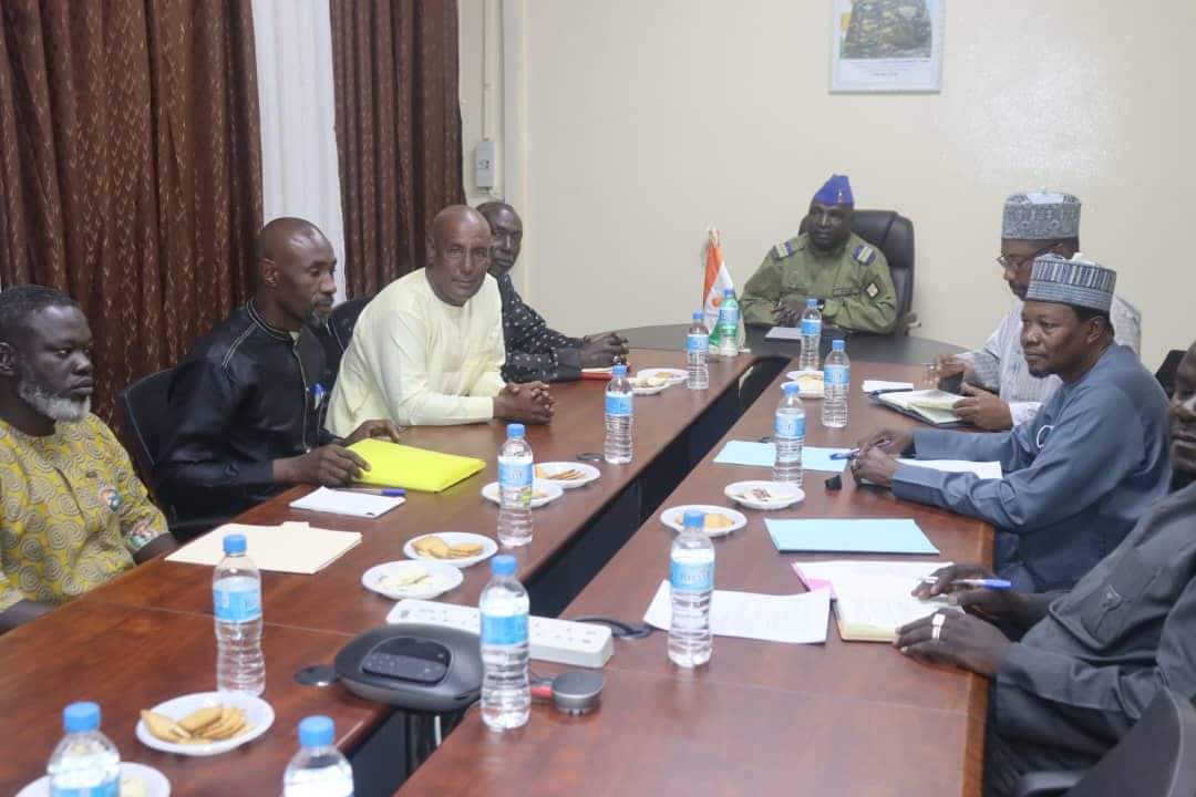Dialogue constructif entre le Ministère des Transports et les syndicats des conducteurs routiers du Niger.