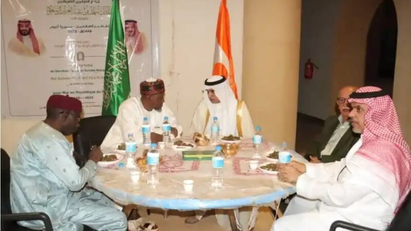 Lancement officiel de la 2eme édition du programme du Serviteur des Deux Saintes Mosquées de rupture collective du jeûne au Niger