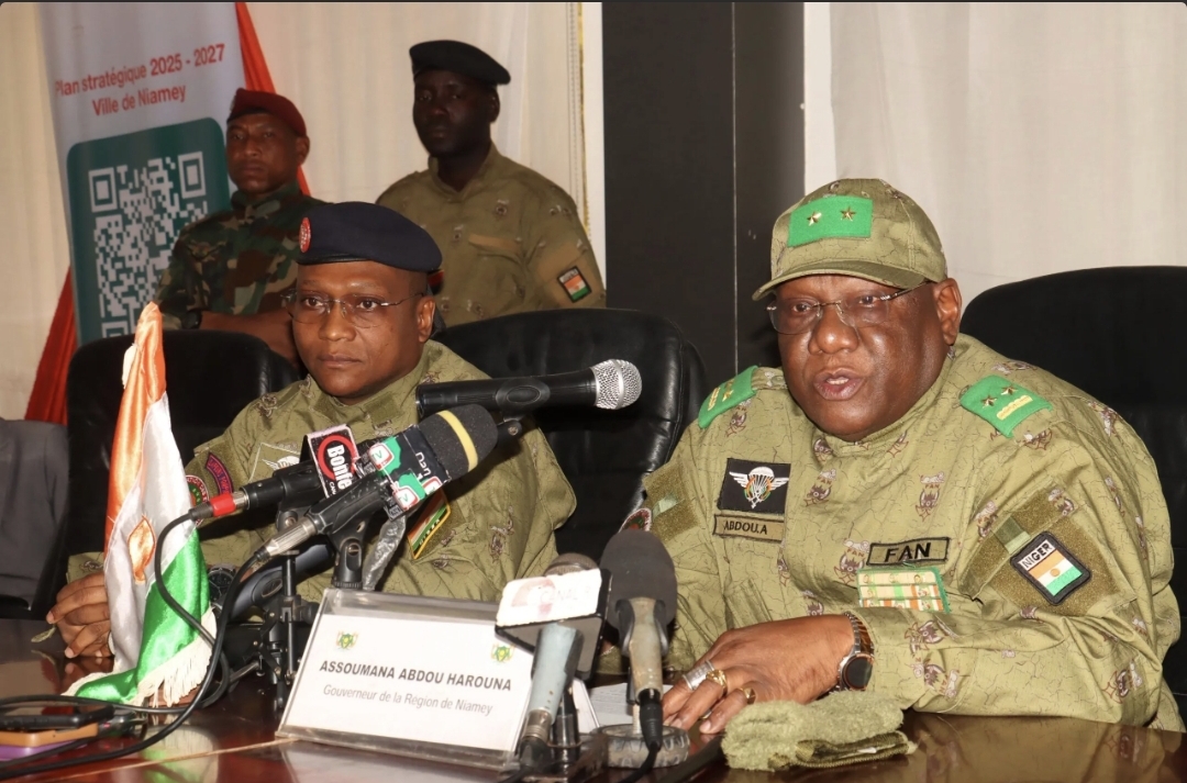 Niamey : Cohésion et paix sociales au cœur d’une rencontre entre le Gouverneur et les leaders religieux et chefs traditionnels