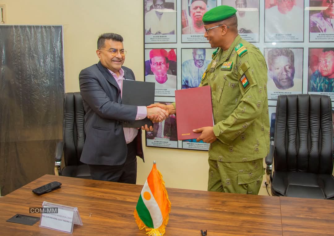 Mines : le Niger et la Société Suvarna Royal Gold Trading LLC signent un accord de joint-venture