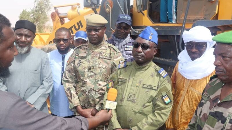 Le Ministre de l’Équipement lance les travaux de réhabilitation de la route Niamey-Loga depuis Balleyara