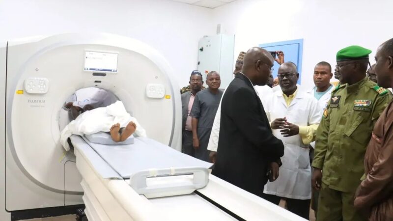 Niamey : Le Ministre de la Santé visite l’hôpital national de Lamordé et le centre de lutte contre le cancer