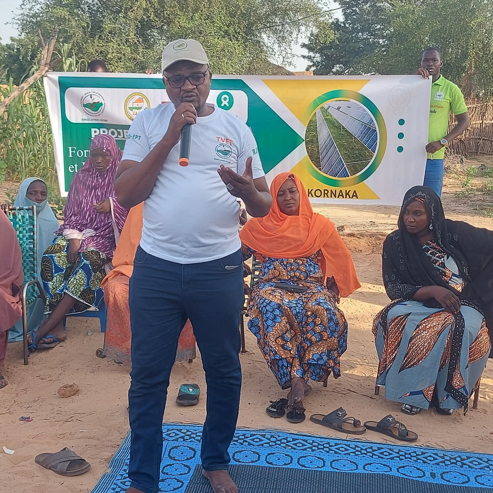Kornaka : Le RJNCC soutient les jeunes activistes du climat et promeut les énergies vertes avec l’appui d’OXFAM et Danida