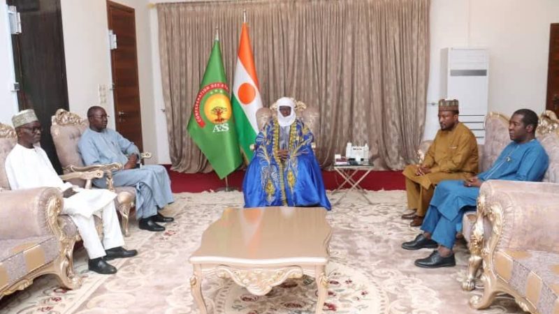 Niger /Diplomatie : Le Président du CCR reçoit l’Ambassadeur du Sénégal au Niger