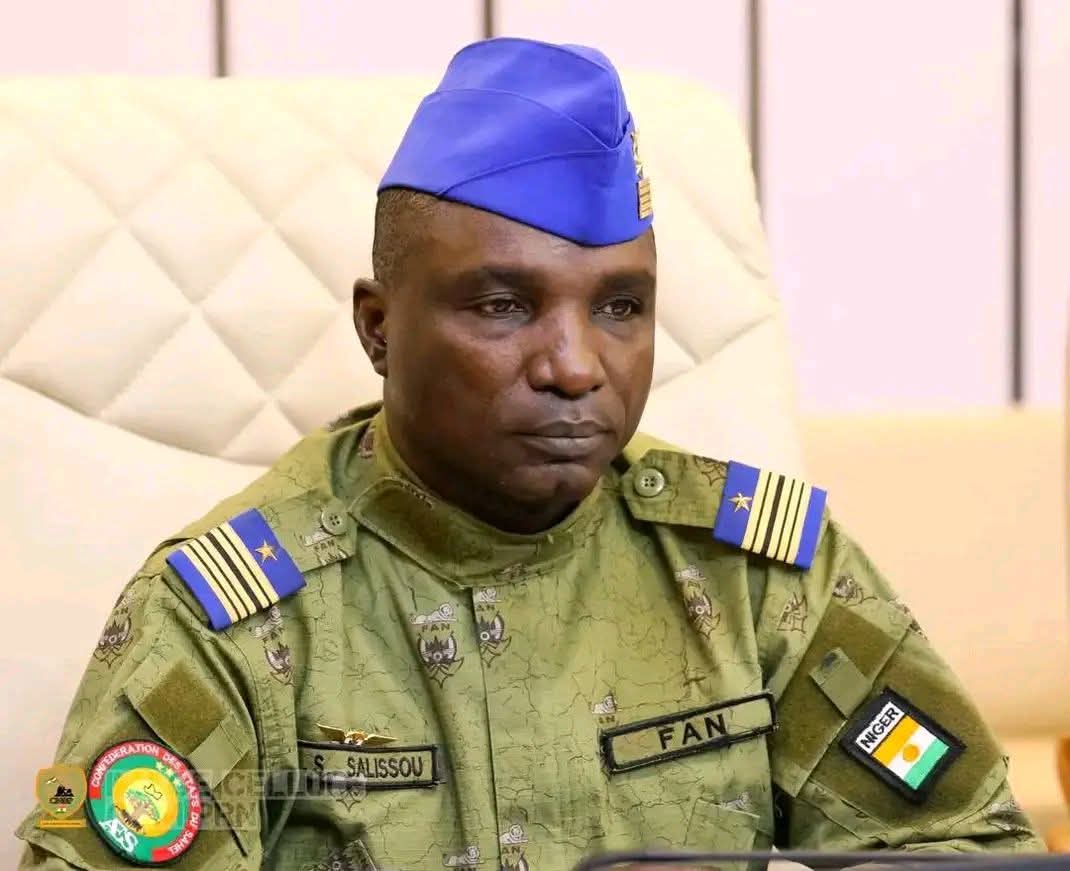 Dans un Niger en pleine refondation, le Colonel-Major Salissou Mahaman Salissou, Ministre de l’Équipement et des Infrastructures, incarne cette exemplarité