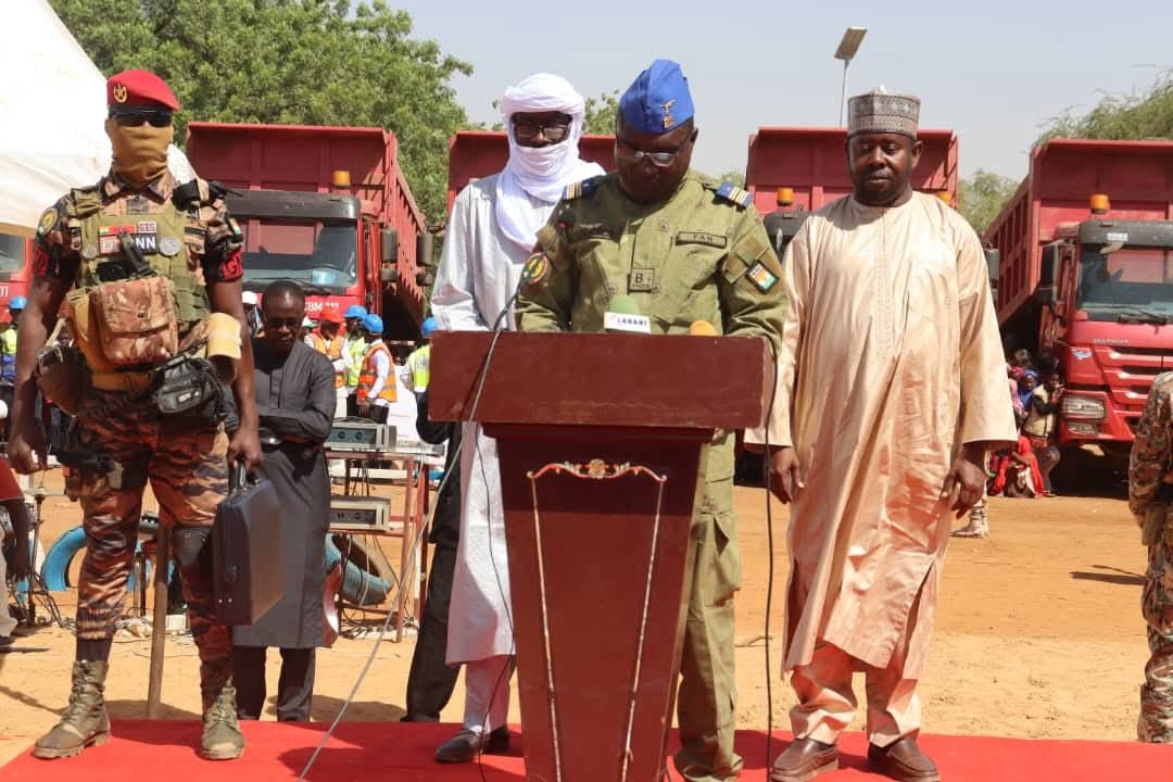 Téra : Lancement officiel des travaux de réhabilitation et de bitumage de la Route Nationale N°4 (section Farié–Téra)