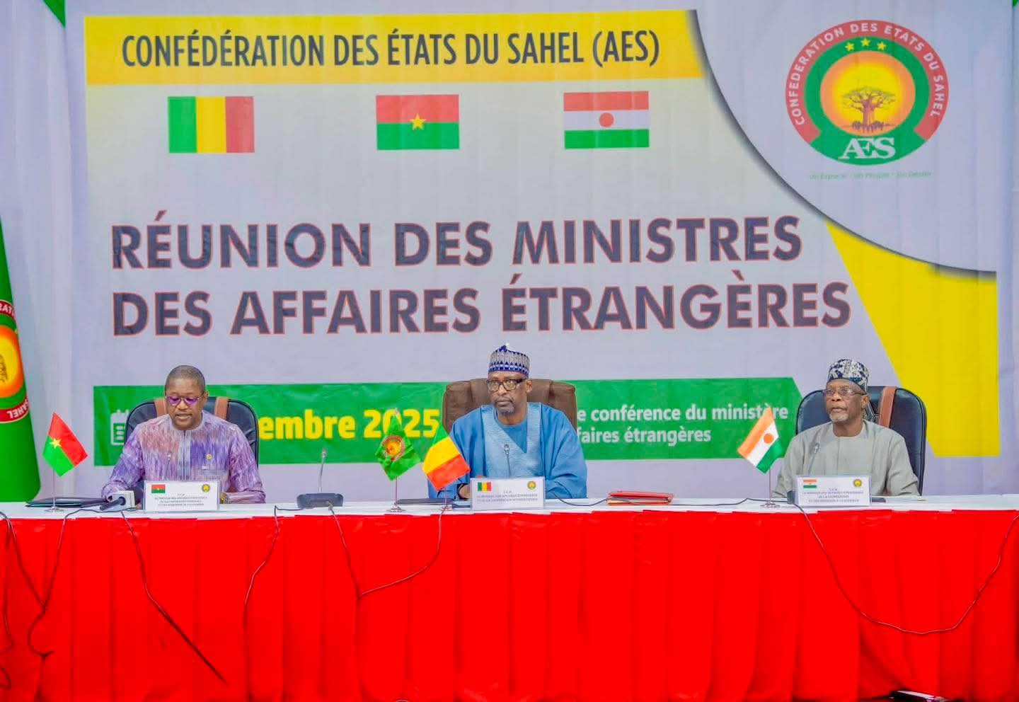 Deuxième Sommet des Chefs d’État de la Confédération AES : Réunion préparatoire des Ministres des Affaires Étrangères à Ouagadougou
