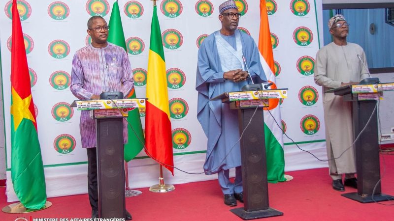 Confédération AES : les ministres des Affaires étrangères saluent des avancées majeures à Ouagadougou