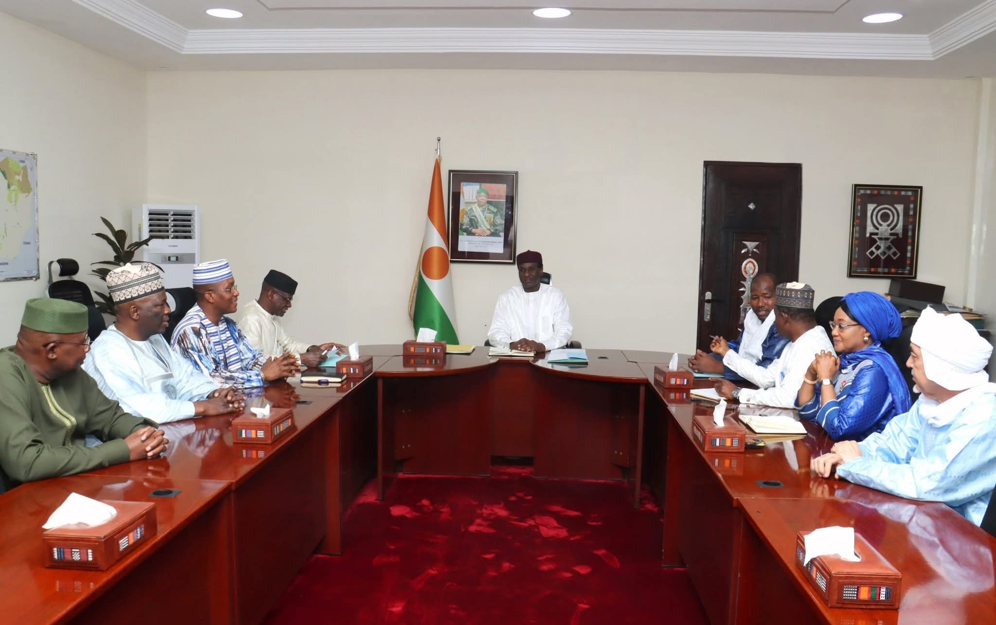 Niger : les ministres du Commerce et de l’Industrie de l’AES reçus par le Premier ministre