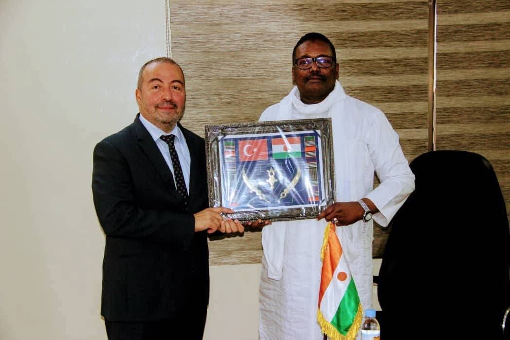 Niger🇳🇪 Média Coopération : le Président de l’Observatoire National de la Communication ONC reçoit l’Ambassadeur de Turquie au Niger