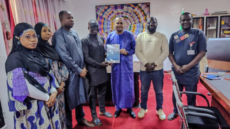 Lutte contre la désinformation au Niger : le Ministère de la Jeunesse et l’ANIWEB unissent leurs forces pour un cyberespace sain