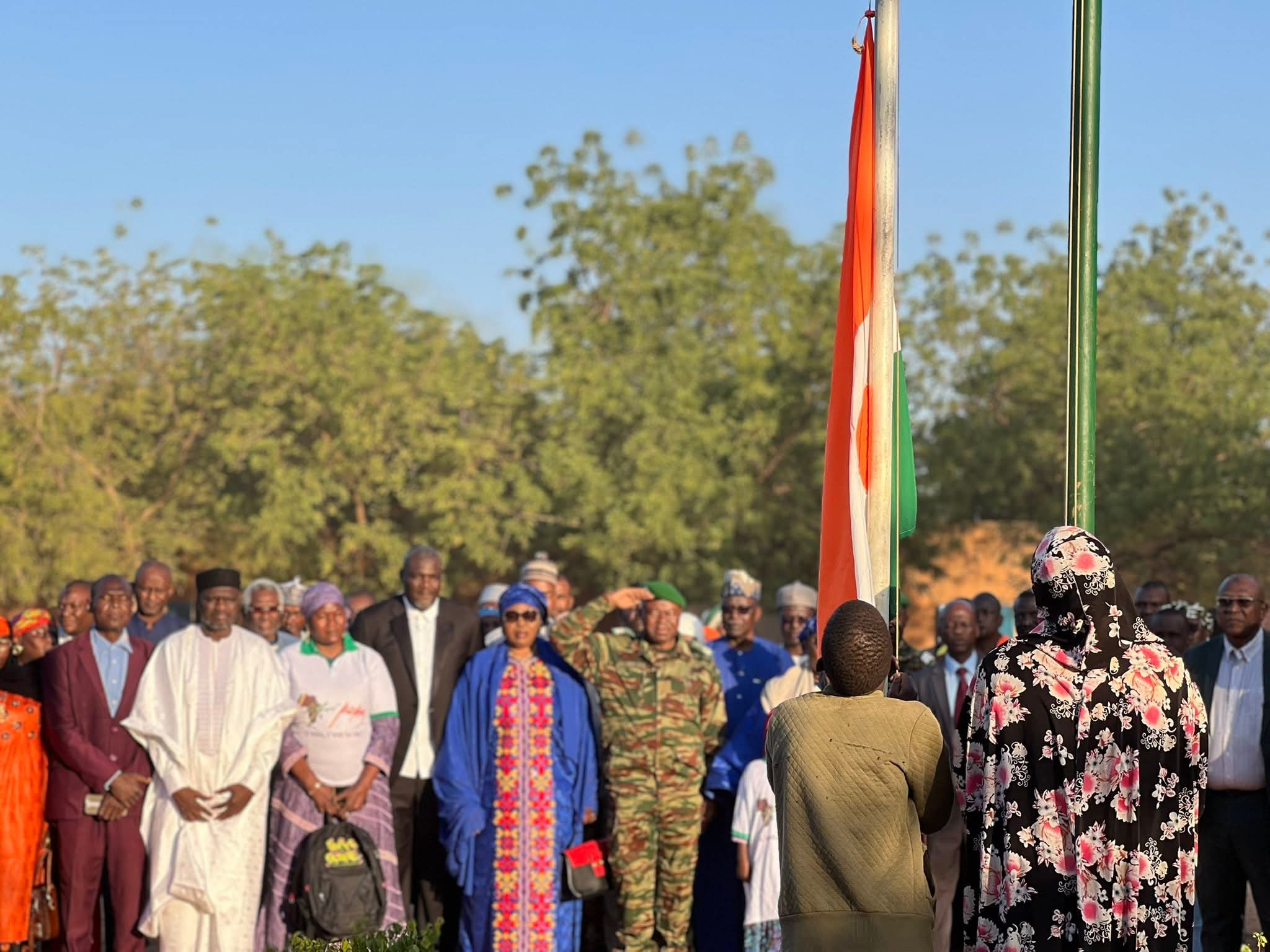 Niger 🇳🇪Initiative « Une semaine, une école » : la Ministre de l’Éducation Nationale en visite à l’école primaire Kouado 2