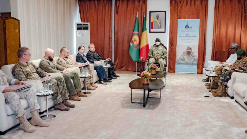 🇲🇱 Coopération militaire Mali-Russie : Assimi Goïta salue le partenariat stratégique