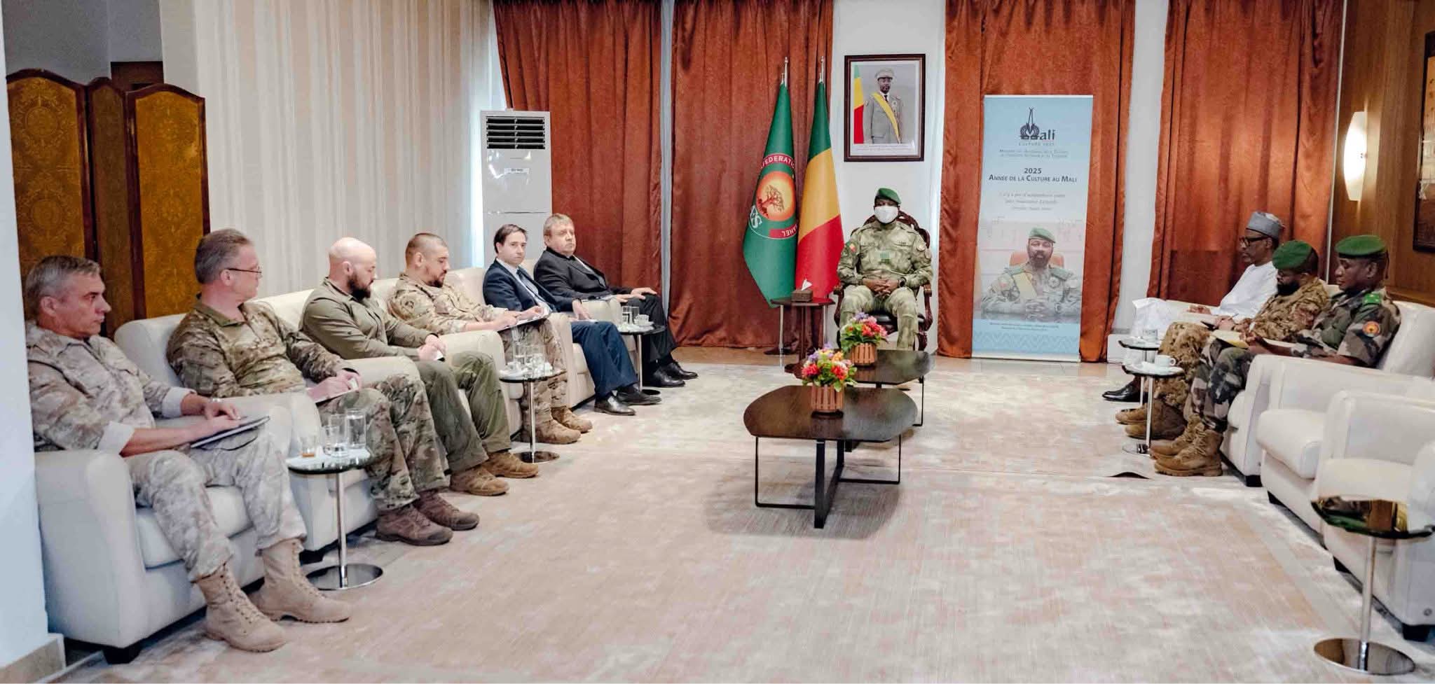 🇲🇱 Coopération militaire Mali-Russie : Assimi Goïta salue le partenariat stratégique