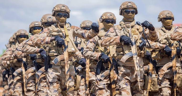Mali : 82 militaires libérés et grâce présidentielle accordée à un ressortissant français
